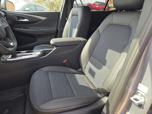 Photo of 2025 Moonstone Gray Metallic Buick Envista