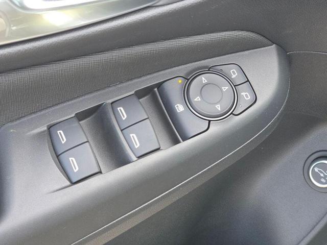 Photo of 2025 Moonstone Gray Metallic Buick Envista