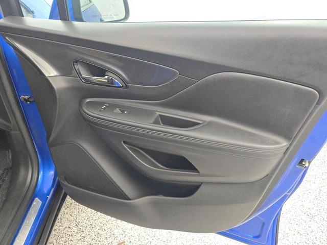 Photo of 2017 Brilliant Blue Metallic Buick Encore
