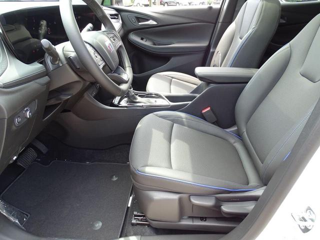 Photo of 2025 Summit White Buick Encore GX