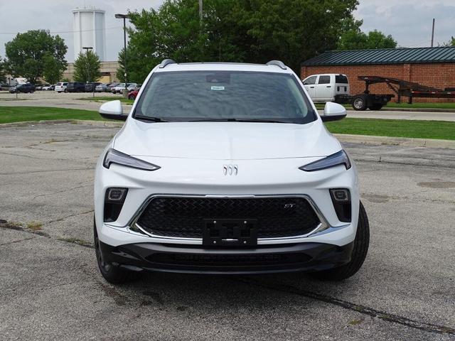 Photo of 2025 Summit White Buick Encore GX