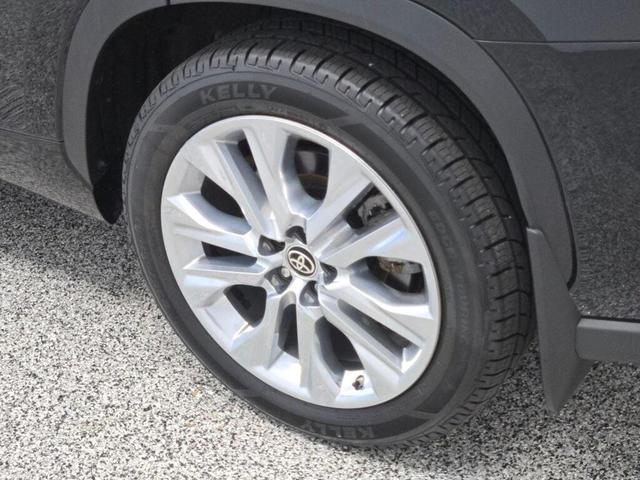 Photo of 2022 Black Toyota Highlander
