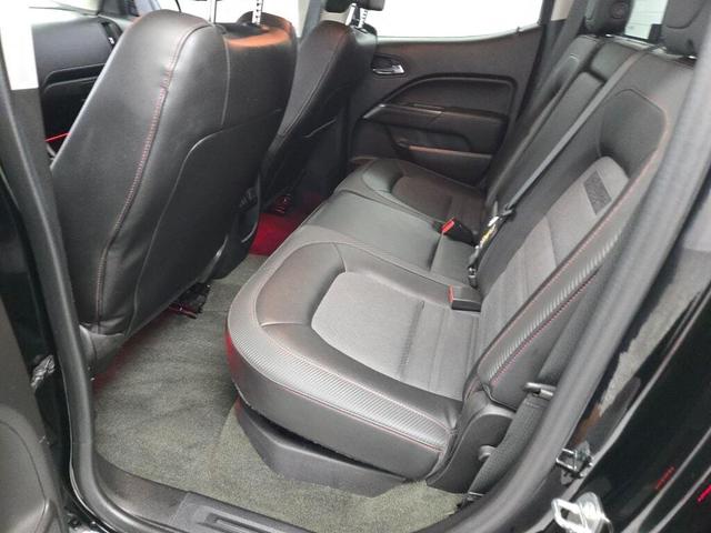 Photo of 2016 Onyx Black GMC Canyon