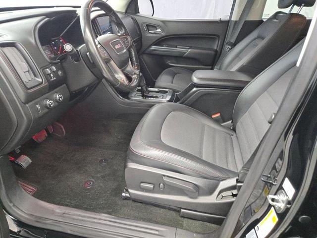 Photo of 2016 Onyx Black GMC Canyon