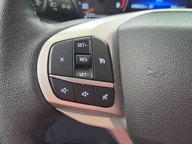 Photo of 2023 Black Metallic Ford Explorer