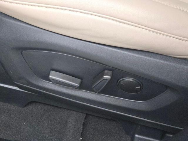 Photo of 2023 Black Metallic Ford Explorer