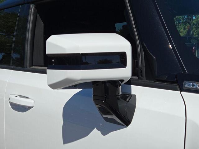 Photo of 2025 Interstellar White GMC HUMMER EV SUV