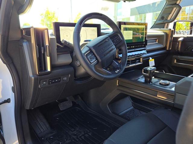 Photo of 2025 Interstellar White GMC HUMMER EV SUV