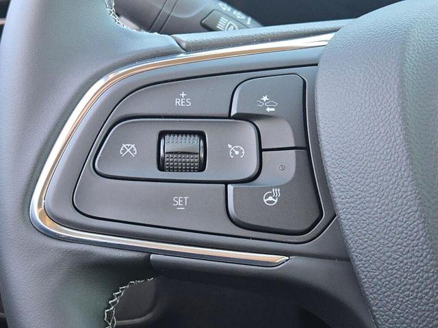 Photo of 2025 Summit White Buick Encore GX