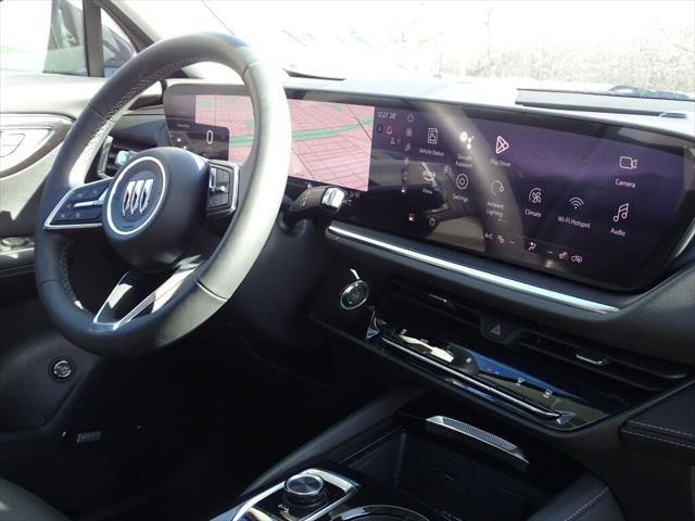 Photo of 2025 Smokey Amethyst Metallic Buick Envision