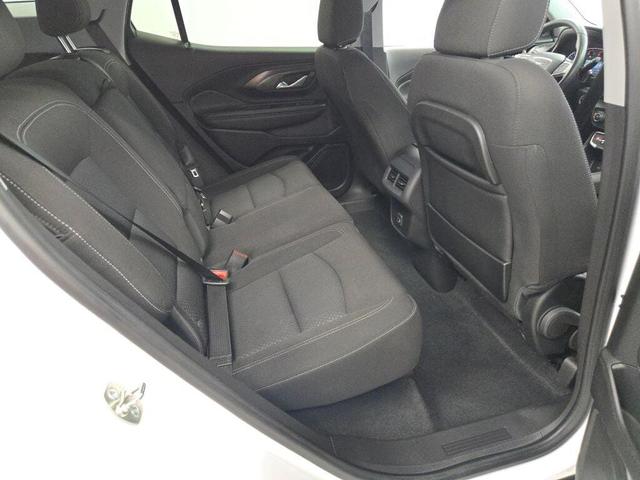 Photo of 2024 Summit White GMC Terrain