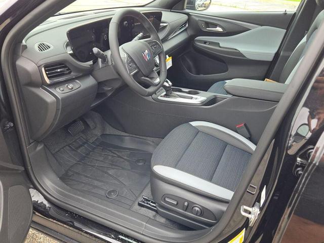 Photo of 2025 Ebony Twilight Metallic Buick Envista