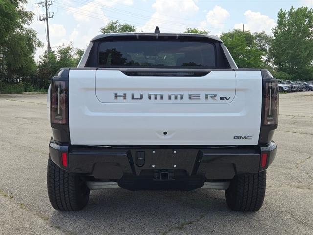 Photo of 2025 Interstellar White GMC HUMMER EV Pickup