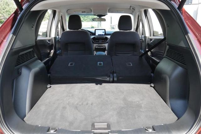 Photo of 2021 Bronze Ford Escape