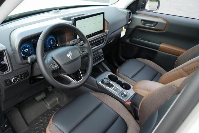 Photo of 2025 Desert Sand Ford Bronco Sport