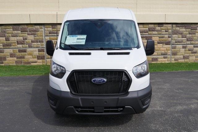 Photo of 2025 Oxford White Ford Transit-250