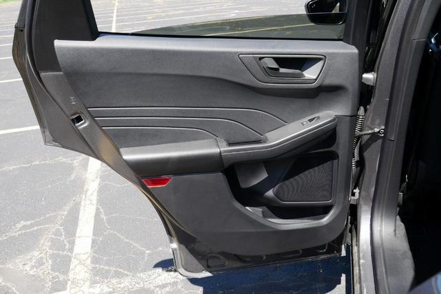 Photo of 2025 Carbonized Gray Metallic Ford Escape