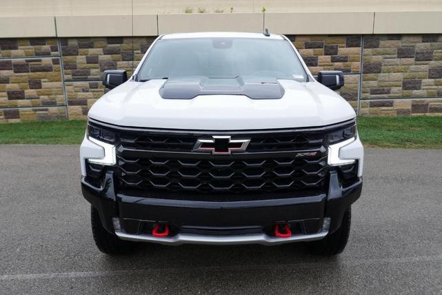 Photo of 2022 Summit White Chevrolet Silverado 1500