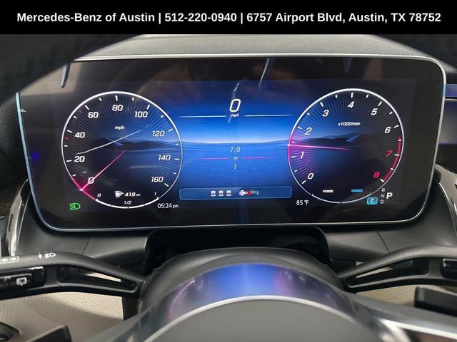 Photo of 2025 Polar White Mercedes-Benz GLC 300