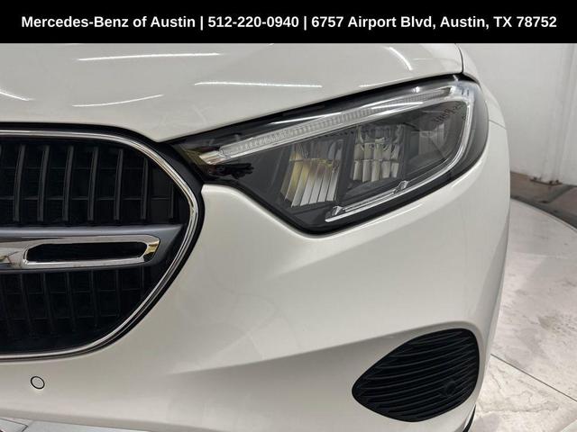Photo of 2025 Polar White Mercedes-Benz GLC 300