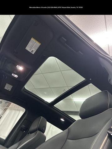 Photo of 2022 Onyx Black GMC Yukon