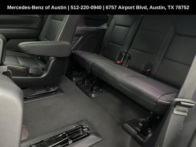 Photo of 2022 Onyx Black GMC Yukon