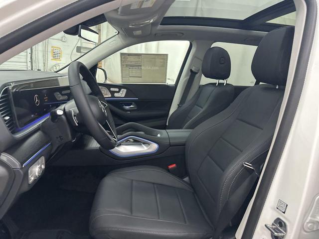 Photo of 2025 Polar White Mercedes-Benz GLE 350
