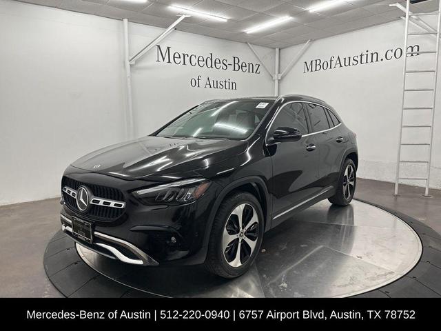 Photo of 2025 Midnight Black Mercedes-Benz GLA 250