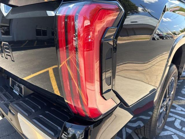 Photo of 2023 Midnight Black Metallic Toyota Tundra