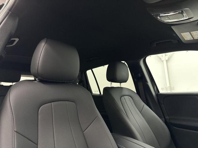 Photo of 2025 Black Mercedes-Benz GLB 250