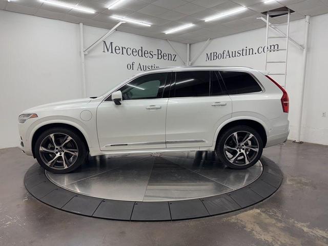 Photo of 2016 White Volvo XC90 Hybrid