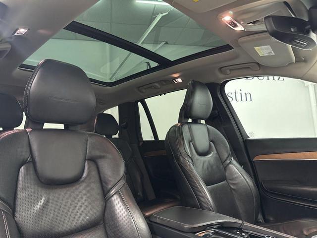 Photo of 2016 White Volvo XC90 Hybrid