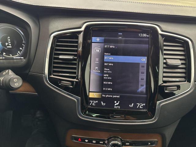 Photo of 2016 White Volvo XC90 Hybrid