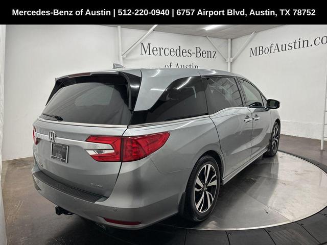 Photo of 2018 Lunar Silver Metallic Honda Odyssey