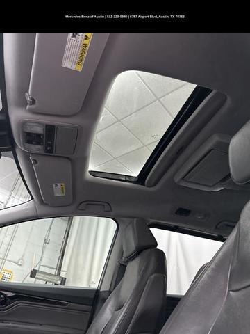 Photo of 2018 Lunar Silver Metallic Honda Odyssey