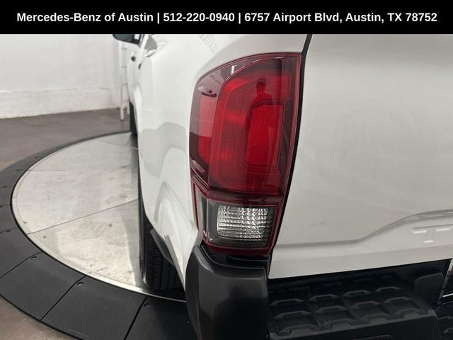 Photo of 2020 White Toyota Tacoma