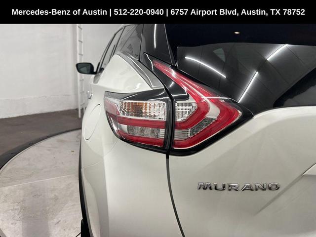 Photo of 2017 White Nissan Murano