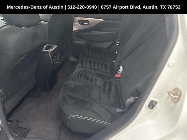 Photo of 2017 White Nissan Murano