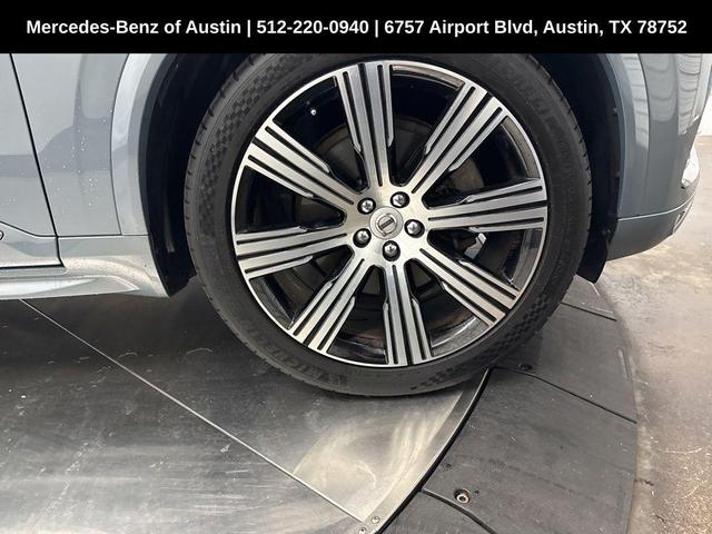 Photo of 2020 Thunder Gray Metallic Volvo XC90