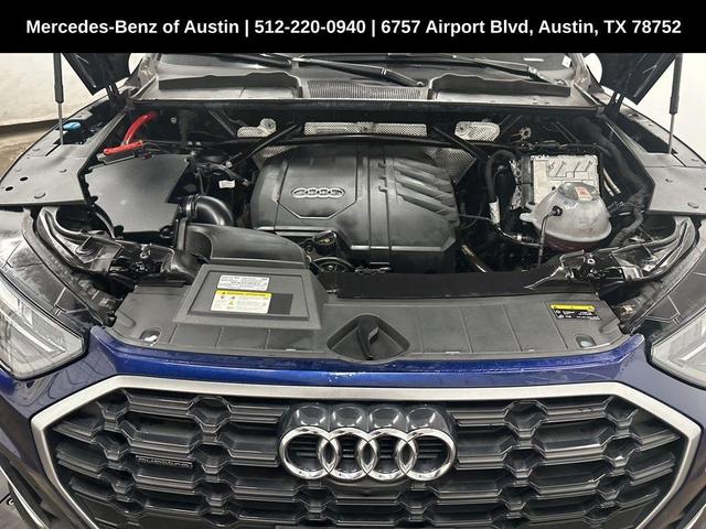 Photo of 2023 Navarra Blue Metallic Audi Q5