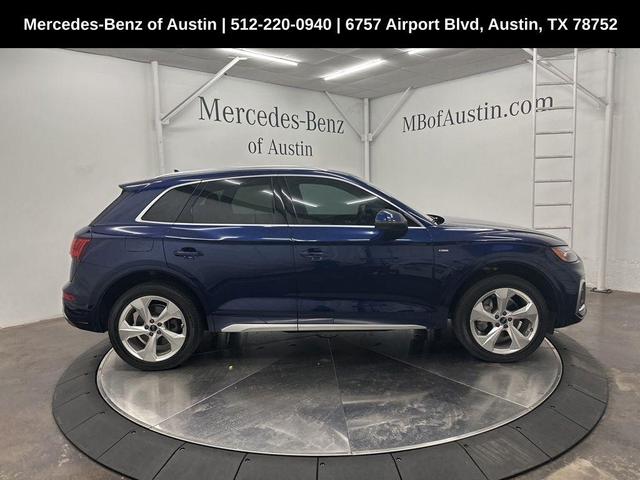 Photo of 2023 Navarra Blue Metallic Audi Q5