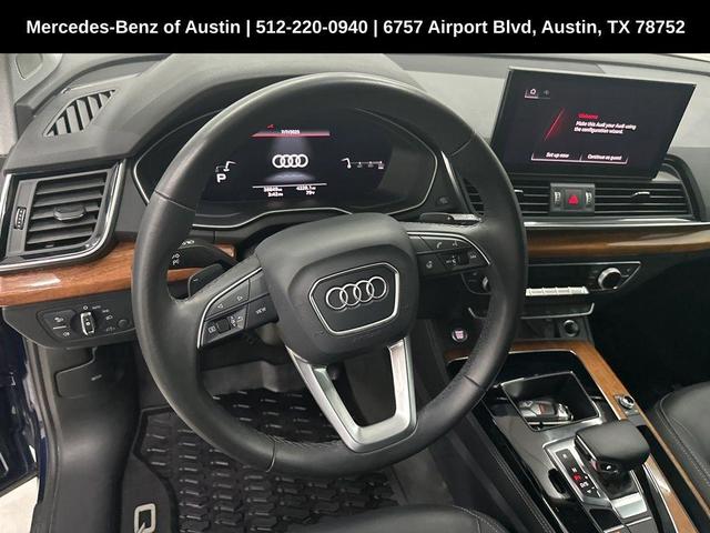 Photo of 2023 Navarra Blue Metallic Audi Q5