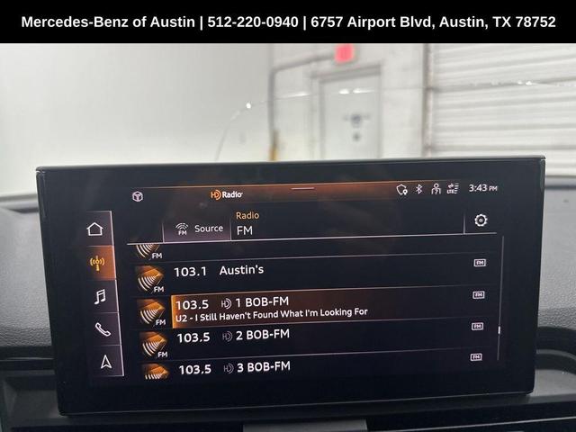 Photo of 2023 Navarra Blue Metallic Audi Q5