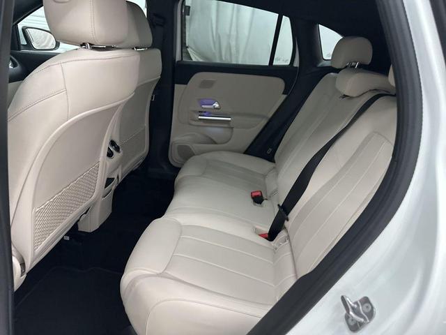 Photo of 2025 Polar White Mercedes-Benz GLA 250