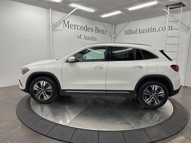 Photo of 2025 Polar White Mercedes-Benz GLA 250