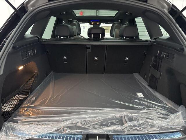 Photo of 2026 Black Mercedes-Benz GLC 300