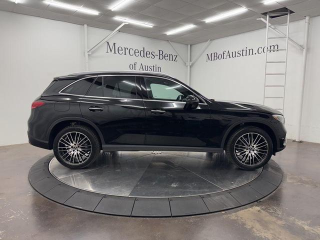 Photo of 2026 Black Mercedes-Benz GLC 300