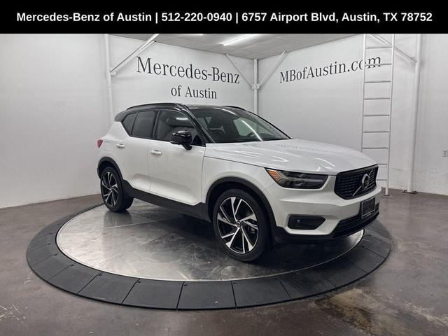 2022 Volvo XC40