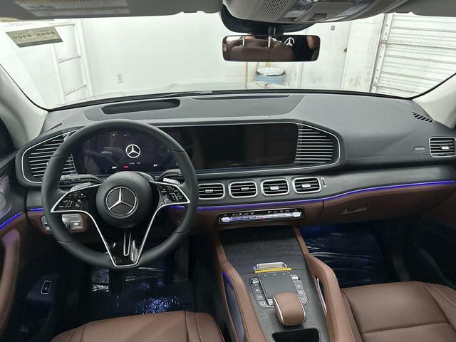 Photo of 2025 Black Mercedes-Benz GLE 350