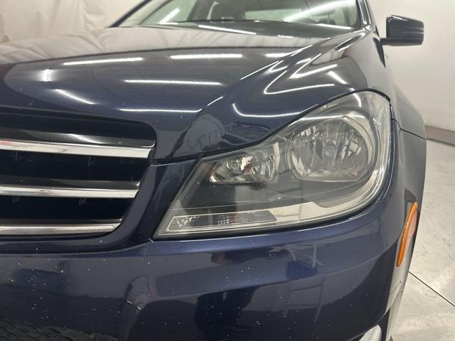 Photo of 2014 Lunar Blue Metallic Mercedes-Benz C-Class